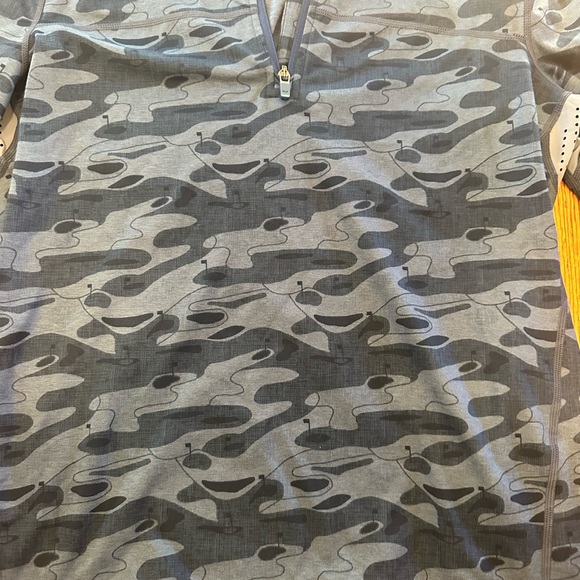 Vineyard vines performance quarter zip - Picture 2 of 4